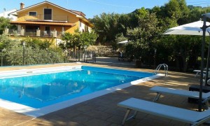 golfo_degli_aranci_patio_e_piscina_8
